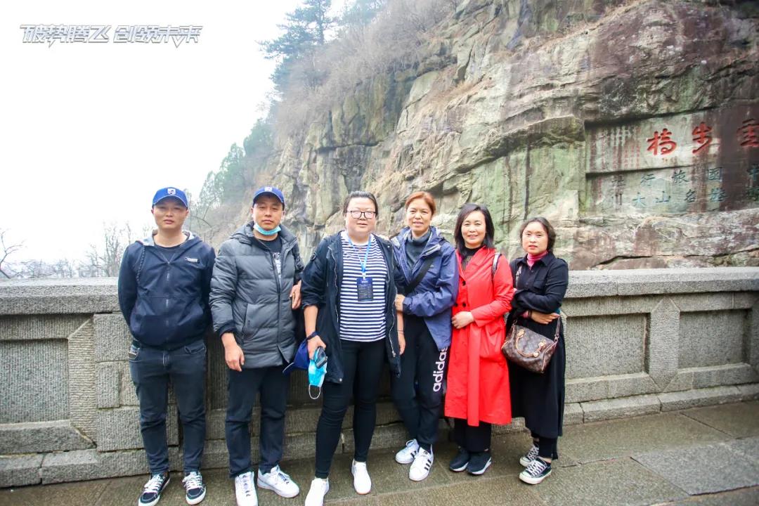 破势腾飞,创领未来!飞利浦智能锁2020年度经销商大会圆满召开! 破势腾飞,创领未来!飞利浦智能锁2020年度经销商大会圆满召开!