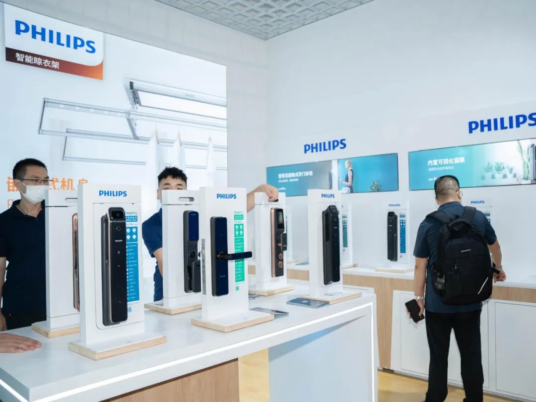 飞利浦智能锁携新品亮相建博会 飞利浦智能锁携新品亮相建博会
