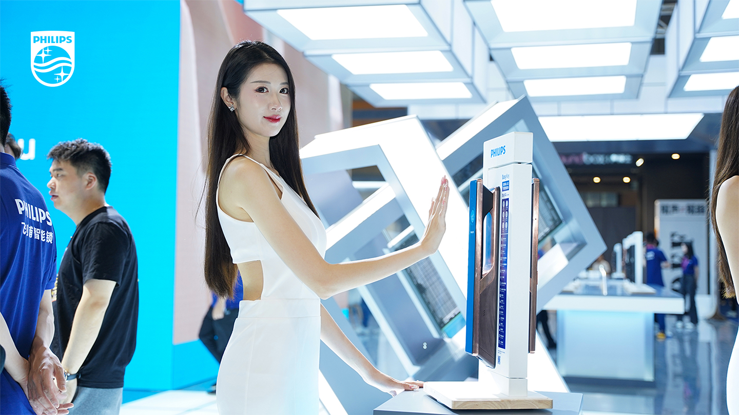 飞利浦智能锁惊艳出圈广州建博会，掌静脉新品首秀即C位