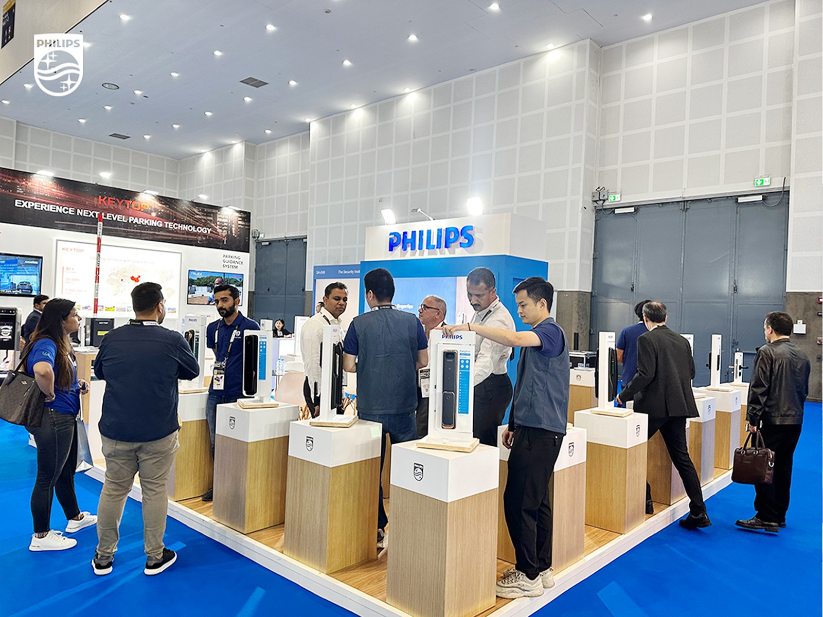 飞利浦智能锁亮相迪拜国际安防展 飞利浦智能锁亮相迪拜国际安防展